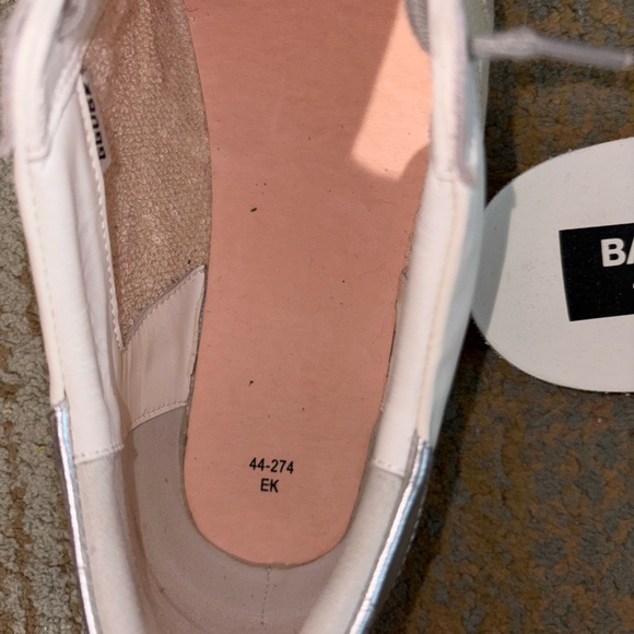 Men's Super-Star Metal-Logo Leather Low-Top Sneakers-Size-43/NWOB - Picture 8 of 12